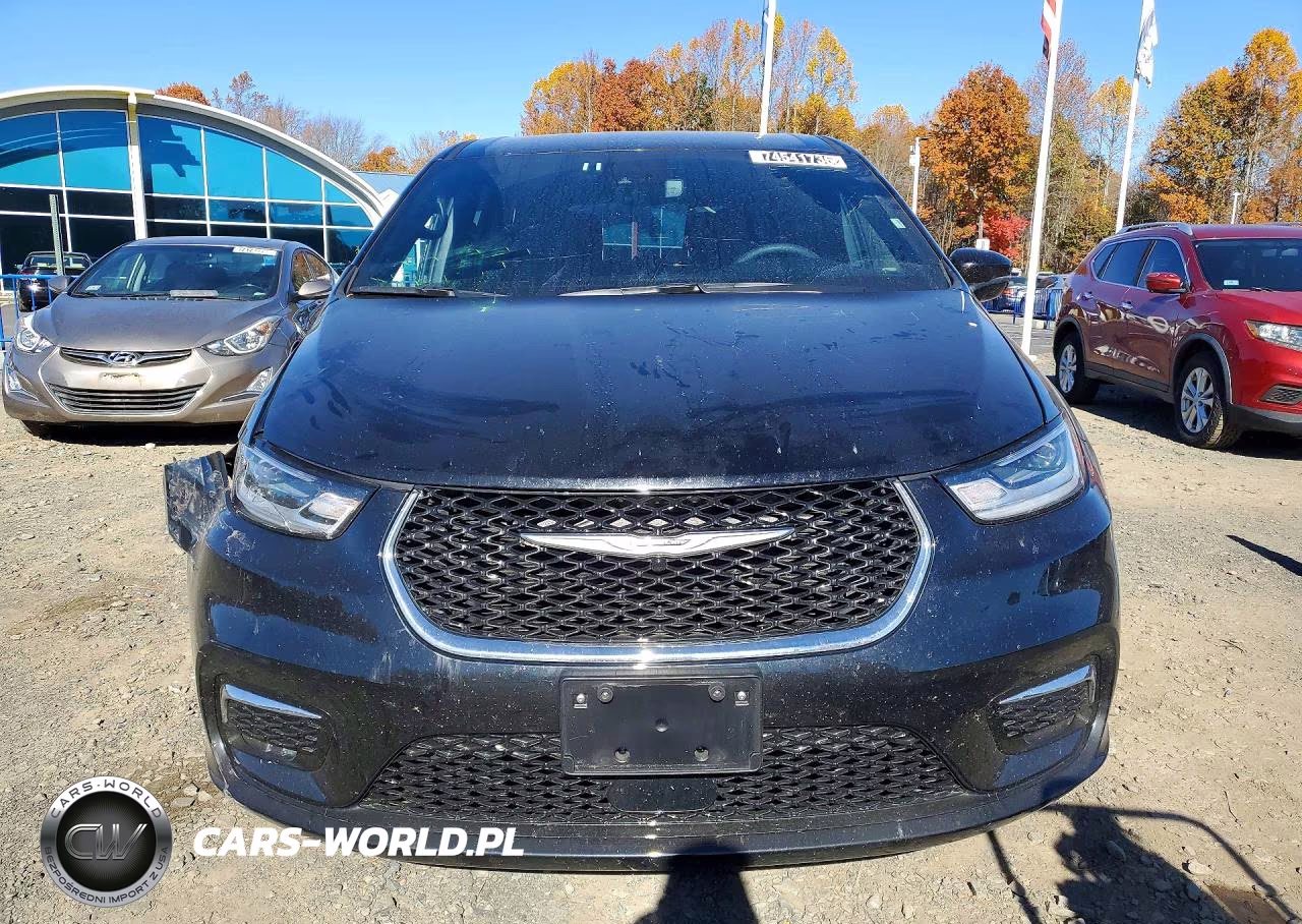 2026 Chrysler Pacifica Select VIN:2C4RC1BG4TR254626 - 5