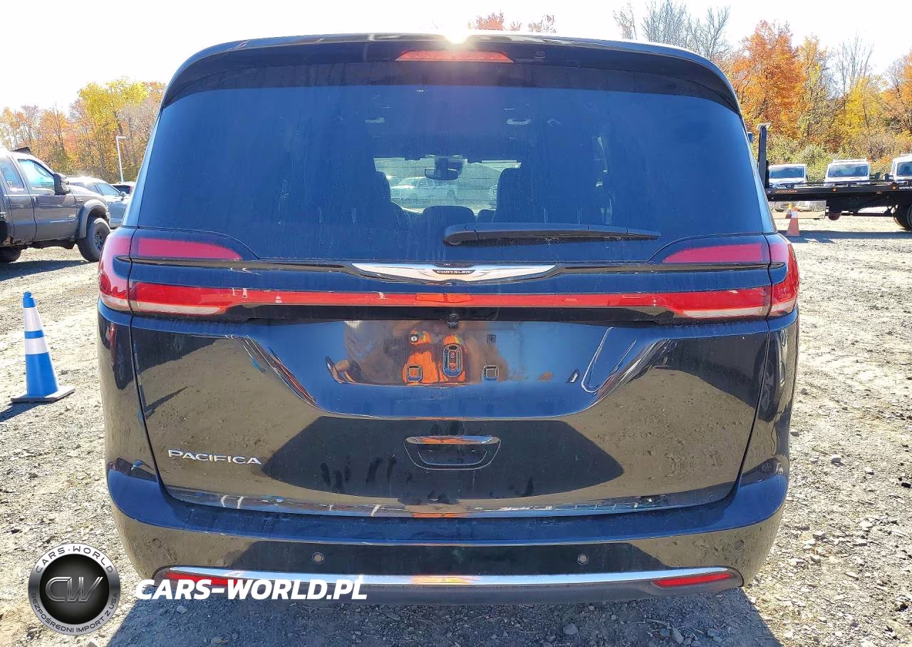 2026 Chrysler Pacifica Select VIN:2C4RC1BG4TR254626 - 6