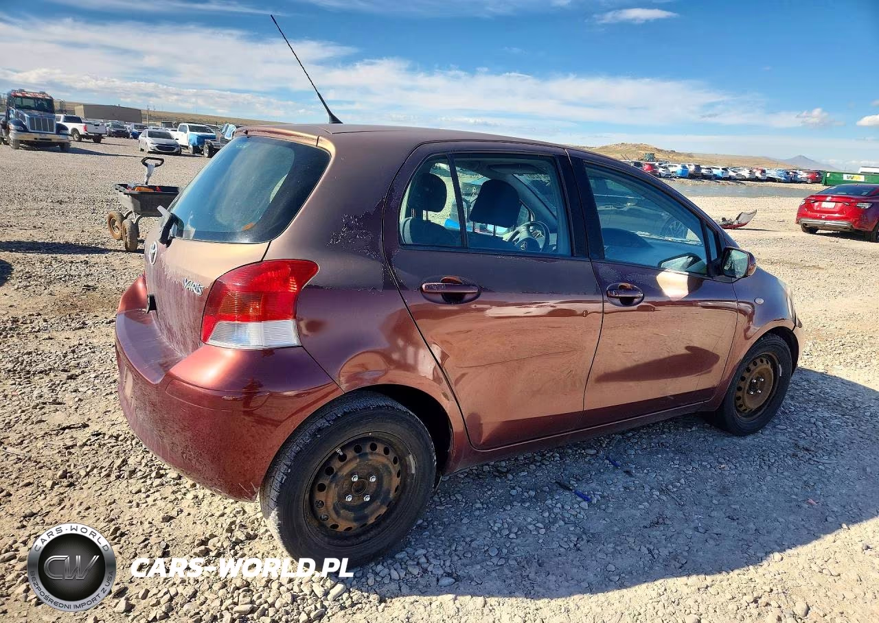 2010 Toyota Yaris Base VIN:JTDKT4K37A5299327 - 3