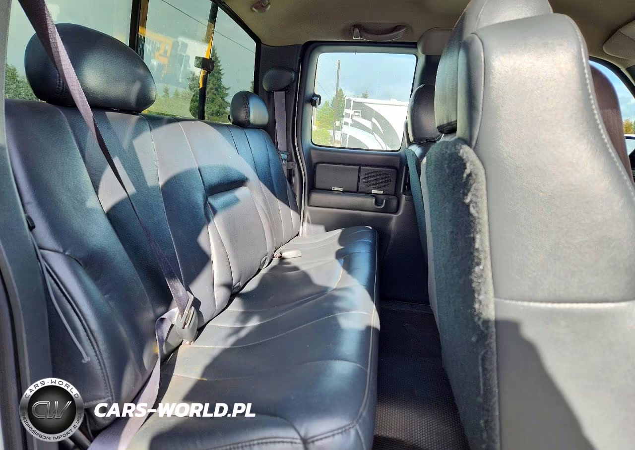 2001 Chevrolet Silverado C1500 VIN:2GCEC19V611312198 - 10