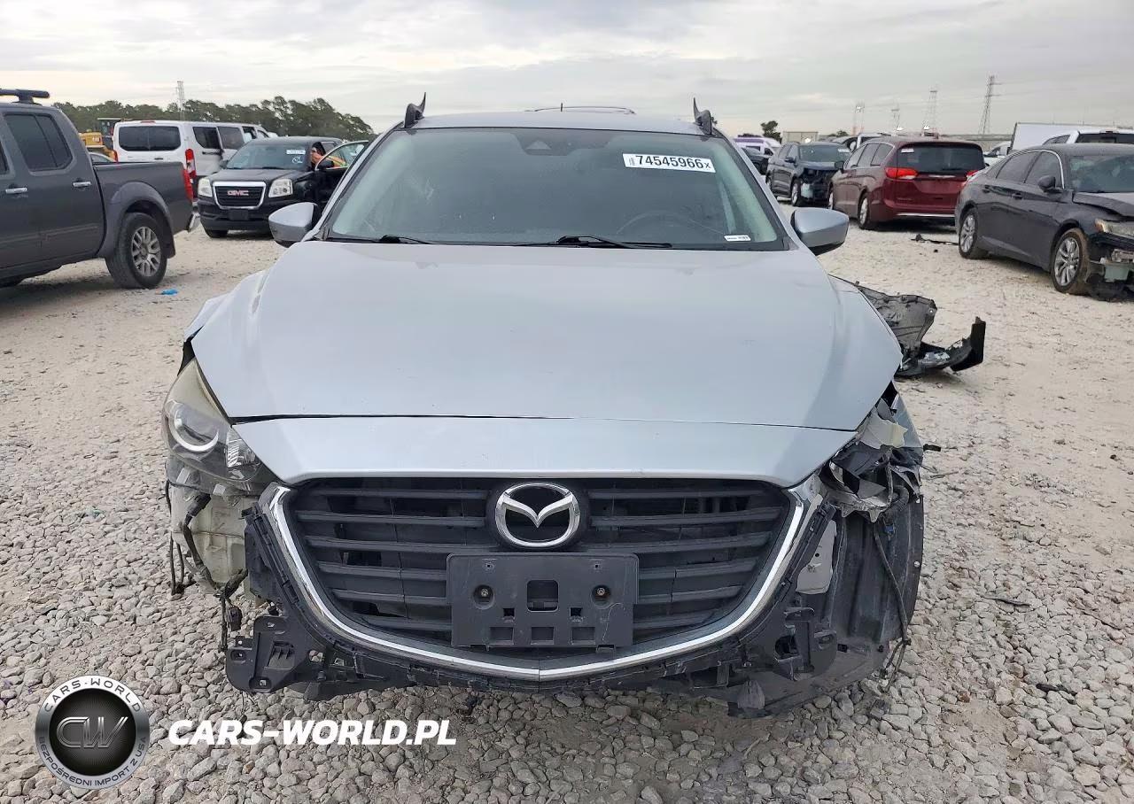 2018 Mazda 3 Touring VIN:3MZBN1L31JM208471 - 5
