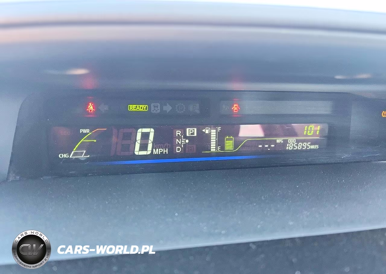 2012 Toyota Prius V Three VIN:JTDZN3EU9C3142582 - 9