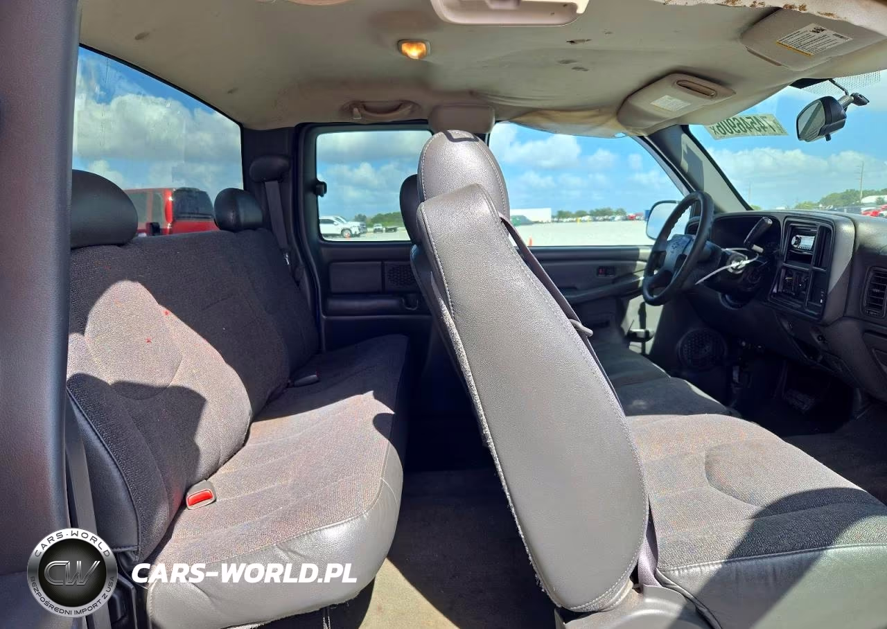 2004 Chevrolet Silverado C1500 VIN:1GCEC19X64Z290281 - 10