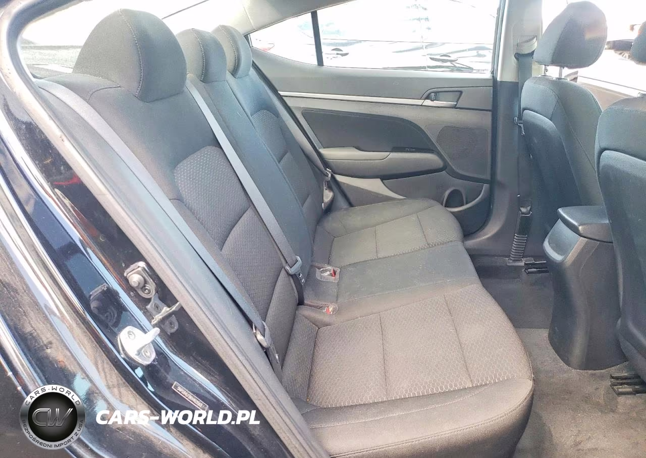 2019 Hyundai Elantra Sel VIN:5NPD84LF8KH403568 - 10