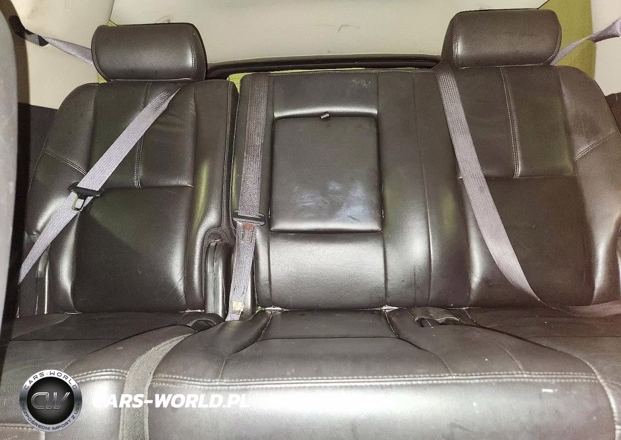 2010 Chevrolet Tahoe K1500 Lt VIN:1GNUKBE07AR266989 - 10