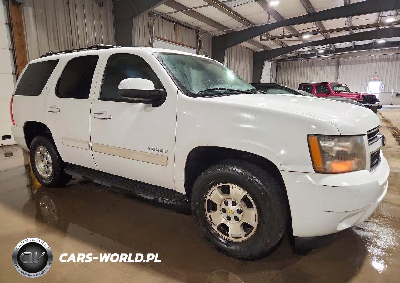 2010 Chevrolet Tahoe K1500 Lt VIN:1GNUKBE07AR266989 - 4