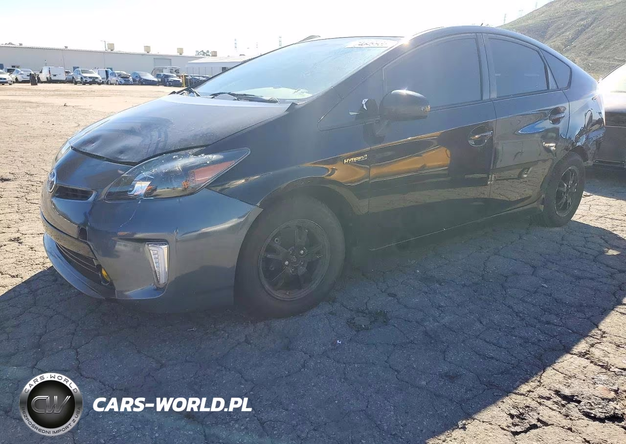 2015 Toyota Prius Two