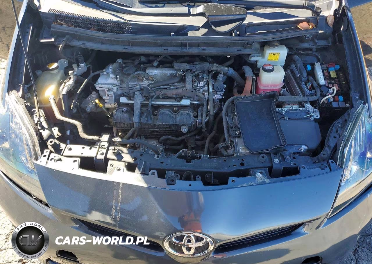 2015 Toyota Prius Two VIN:JTDKN3DU9F0439344 - 11