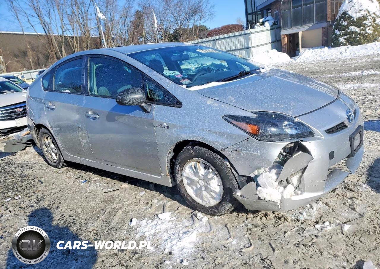 2010 Toyota Prius VIN:JTDKN3DU4A1268800 - 4