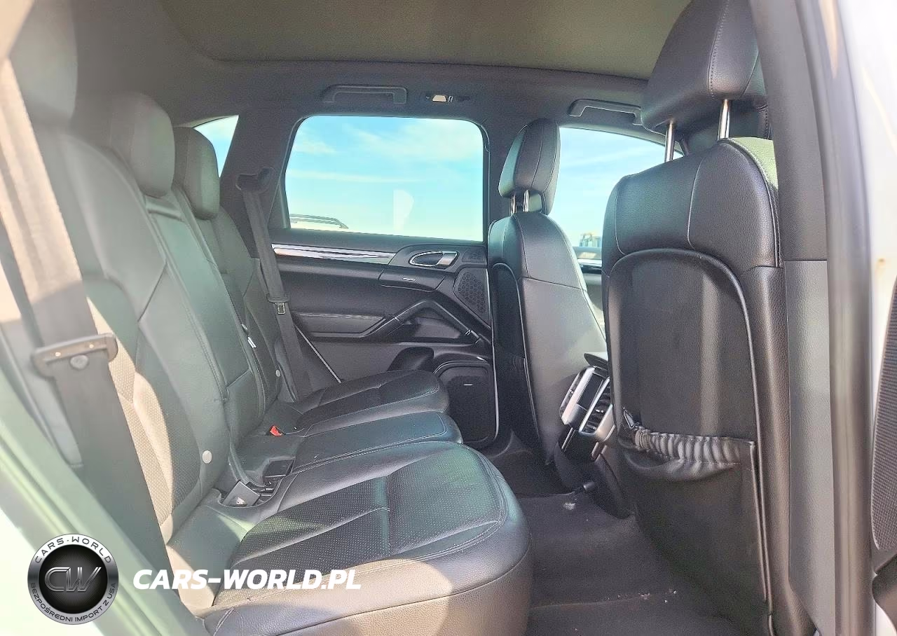 2014 Porsche Cayenne VIN:WP1AA2A22ELA96201 - 10