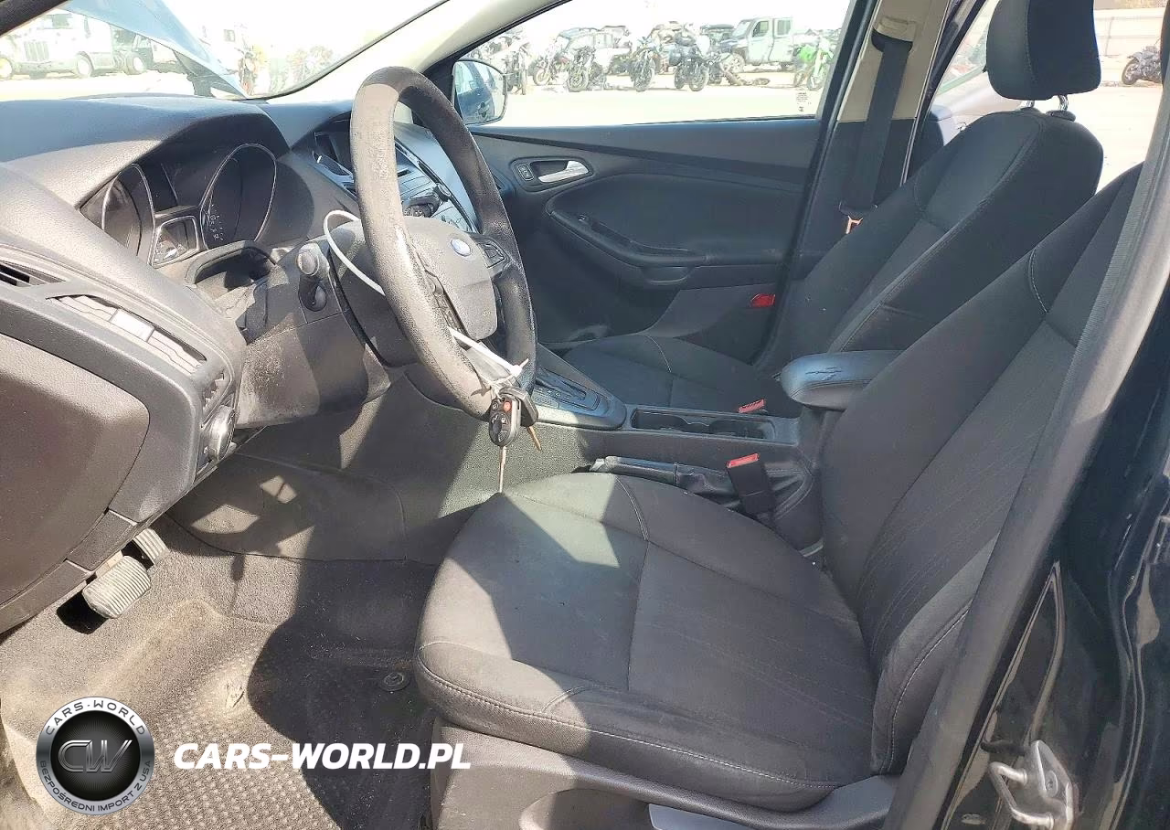 2016 Ford Focus Se VIN:1FADP3K26GL256106 - 7