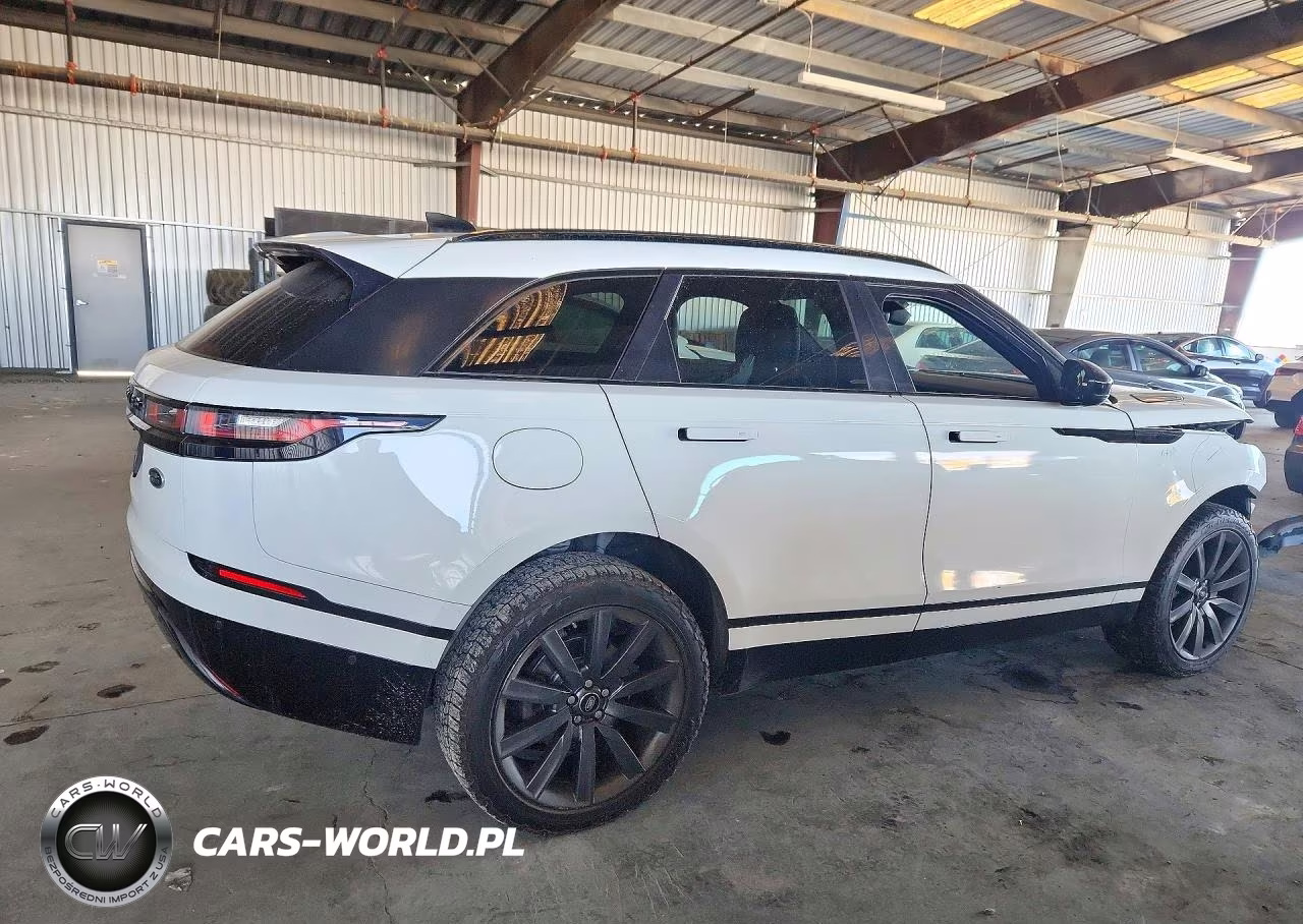2018 Land Rover Range Rover Velar R-Dynamic Hse VIN:SALYM2RXXJA748097 - 3