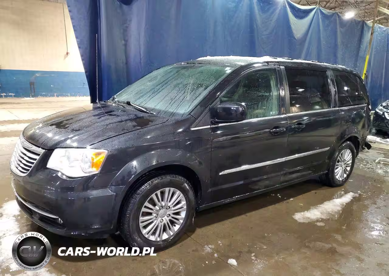 2015 Chrysler Town & Country Touring L