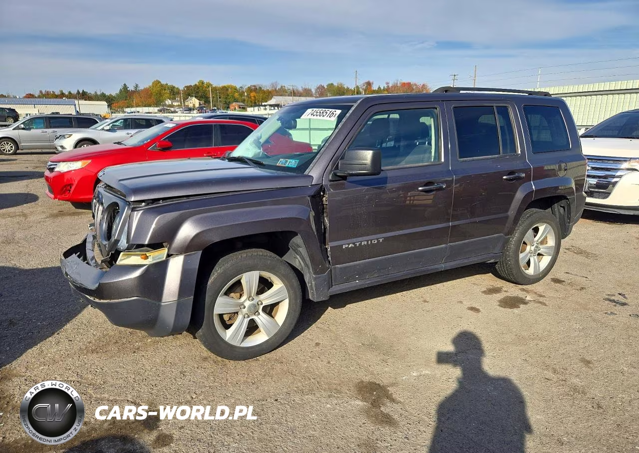 2015 Jeep Patriot Latitude VIN:1C4NJRFB5FD418099 - 1