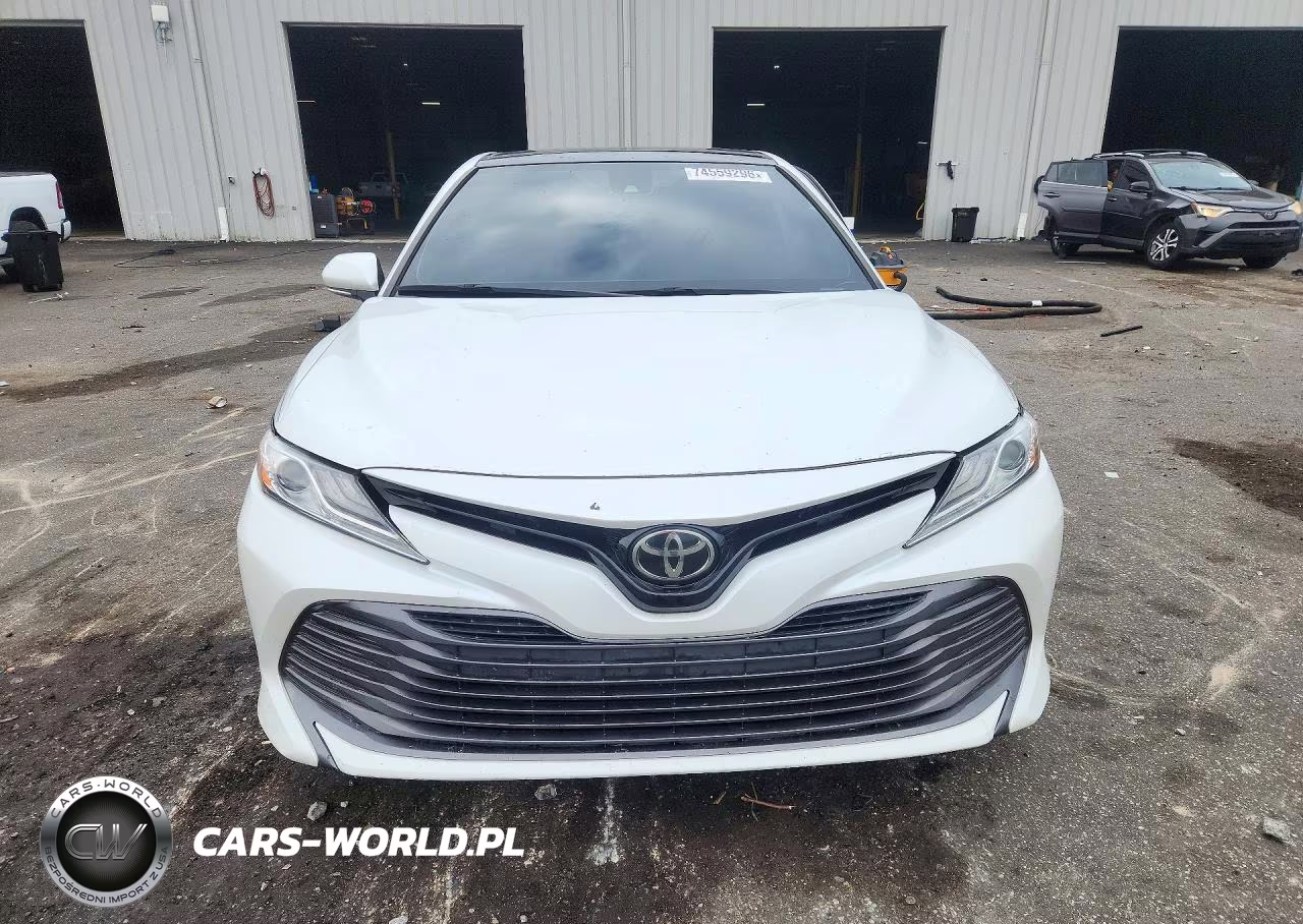 2019 Toyota Camry Xle VIN:4T1B11HK1KU713871 - 5