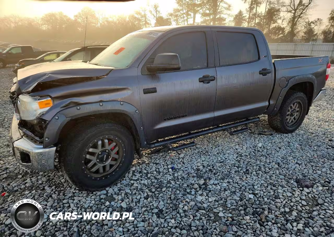 2017 Toyota Tundra Crewmax Sr5