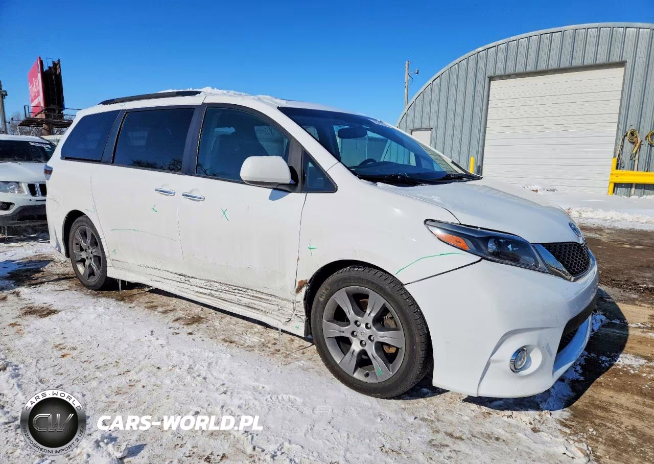 2015 Toyota Sienna Sport VIN:5TDXK3DC1FS545354 - 4