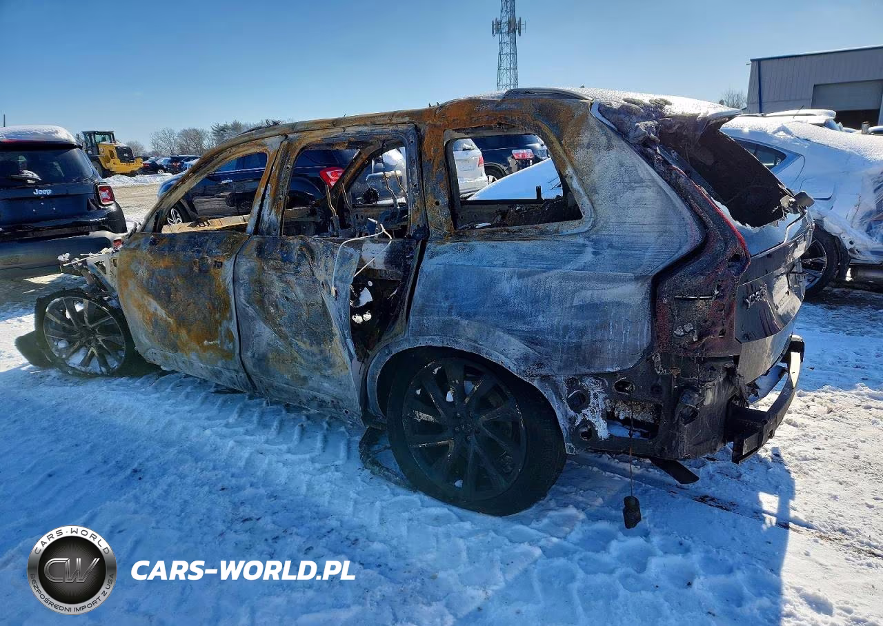 2023 Volvo Xc90 Plus VIN:YV4062PN7P1947467 - 2