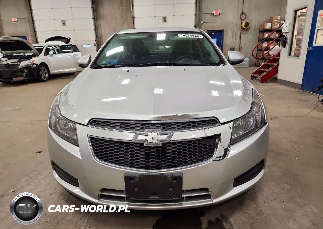 2014 Chevrolet Cruze Lt VIN:1G1PC5SBXE7154742 - 5