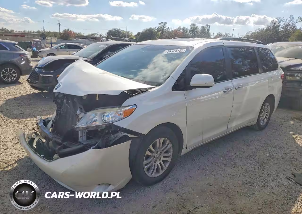 2017 Toyota Sienna Xle