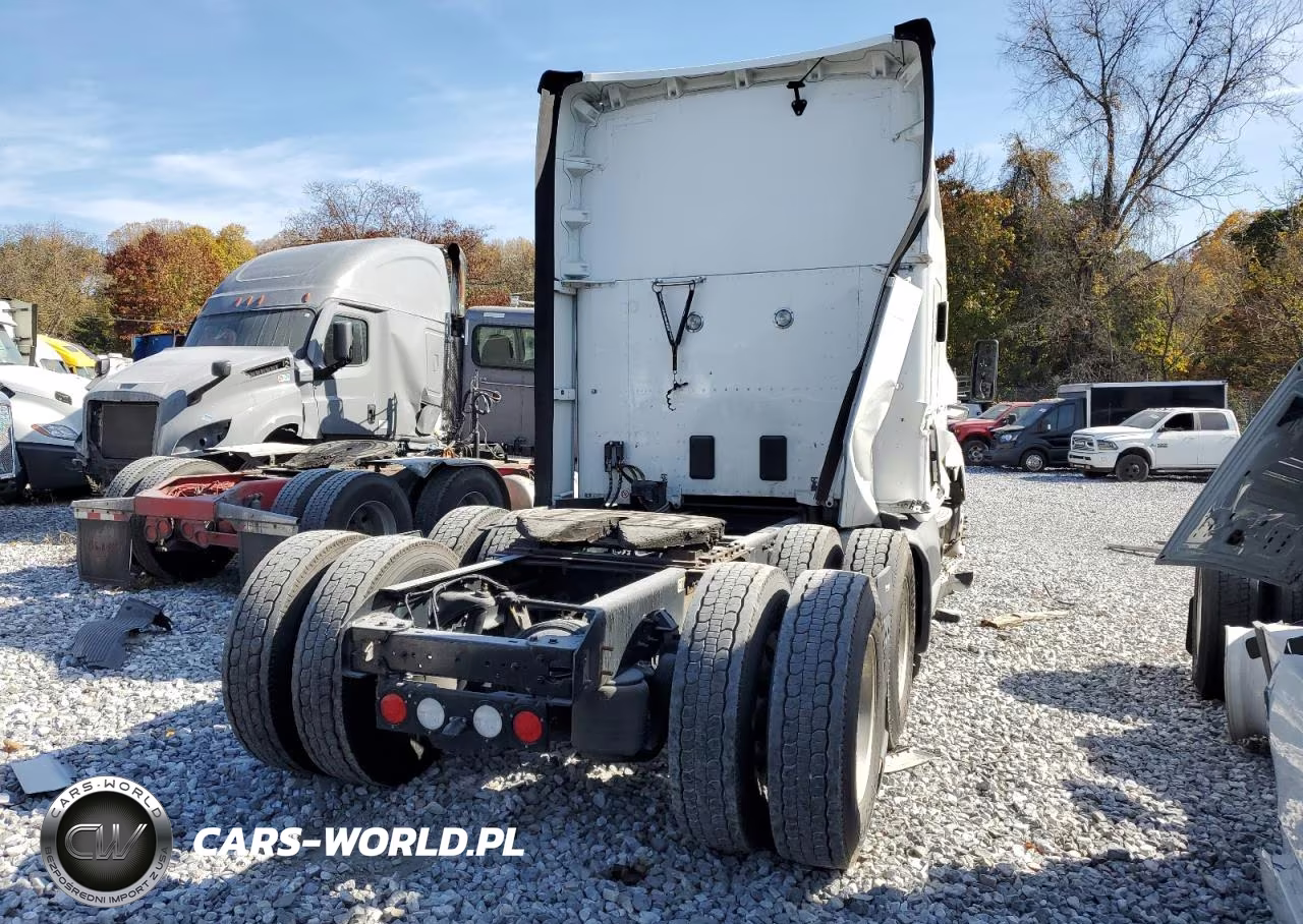 2021 Kenworth Construction T680 VIN:1XKYD49X0MJ459421 - 4