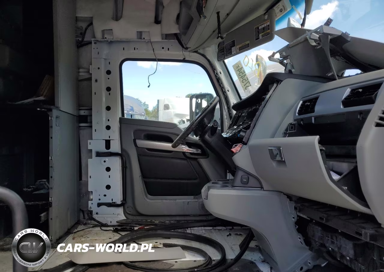 2021 Kenworth Construction T680 VIN:1XKYD49X0MJ459421 - 5