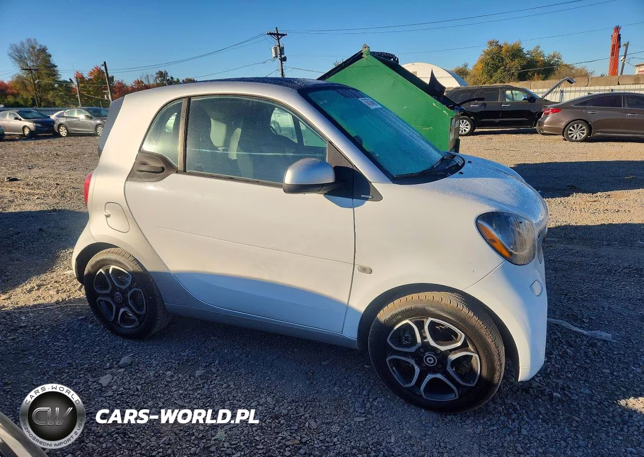 2016 Smart Fortwo VIN:WMEFJ5DA8GK072796 - 4