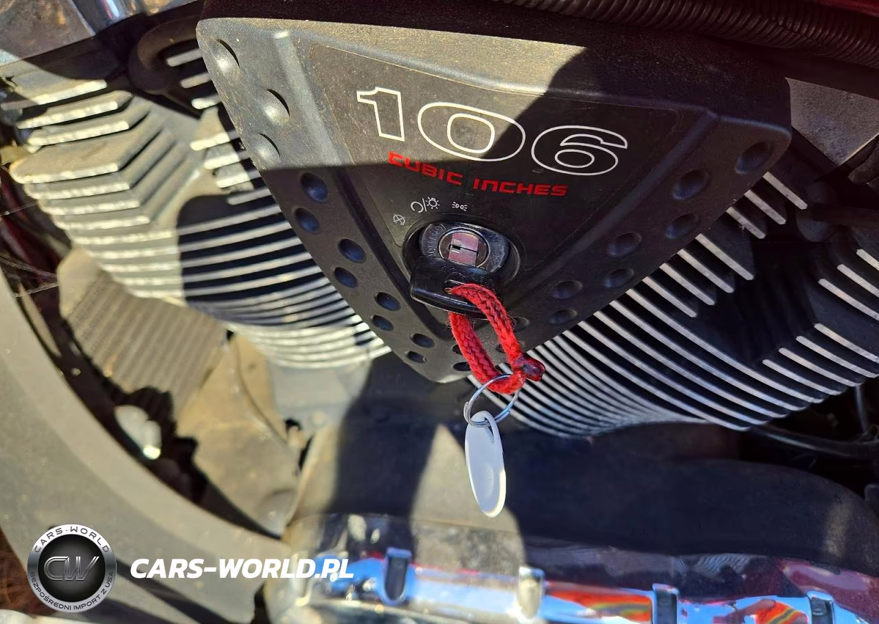 2011 Victory Motorcycles Cross Roads Standard VIN:5VPBB36N2B3006554 - 8