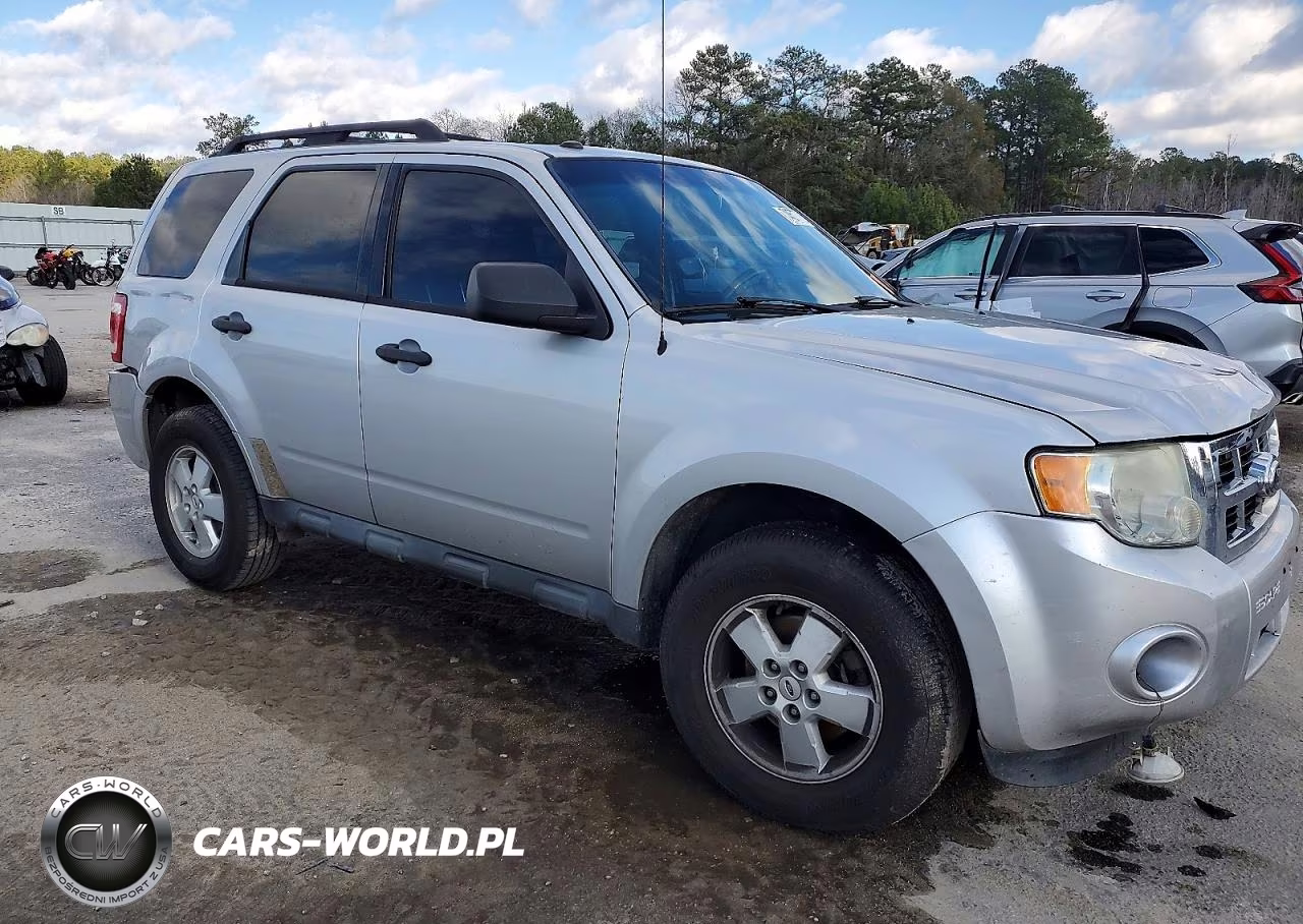 2012 Ford Escape Xlt VIN:1FMCU0D7XCKA17305 - 4