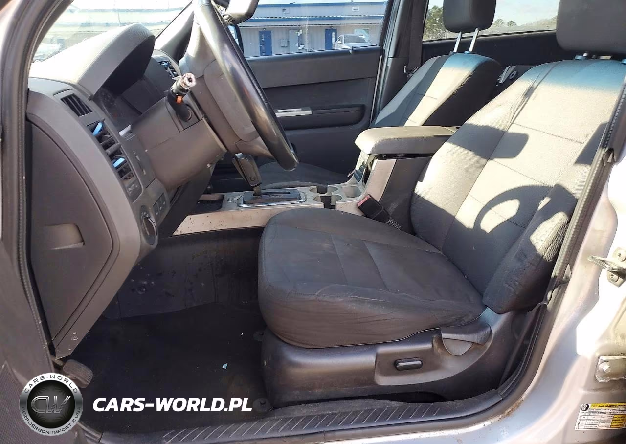 2012 Ford Escape Xlt VIN:1FMCU0D7XCKA17305 - 7