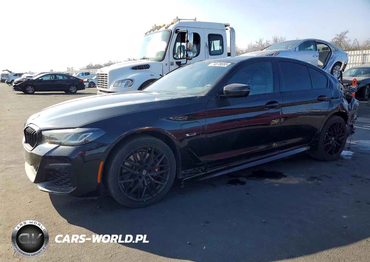2023 BMW 530E