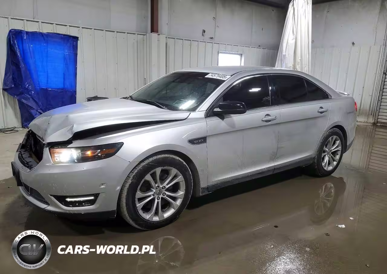2013 Ford Taurus Sho