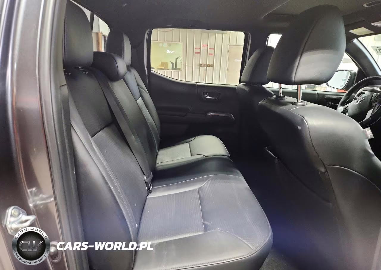 2023 Toyota Tacoma Limited VIN:3TMGZ5AN4PM636617 - 10