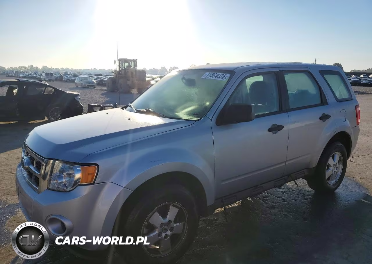 2011 Ford Escape Xls – zdjęcie 1 z 13