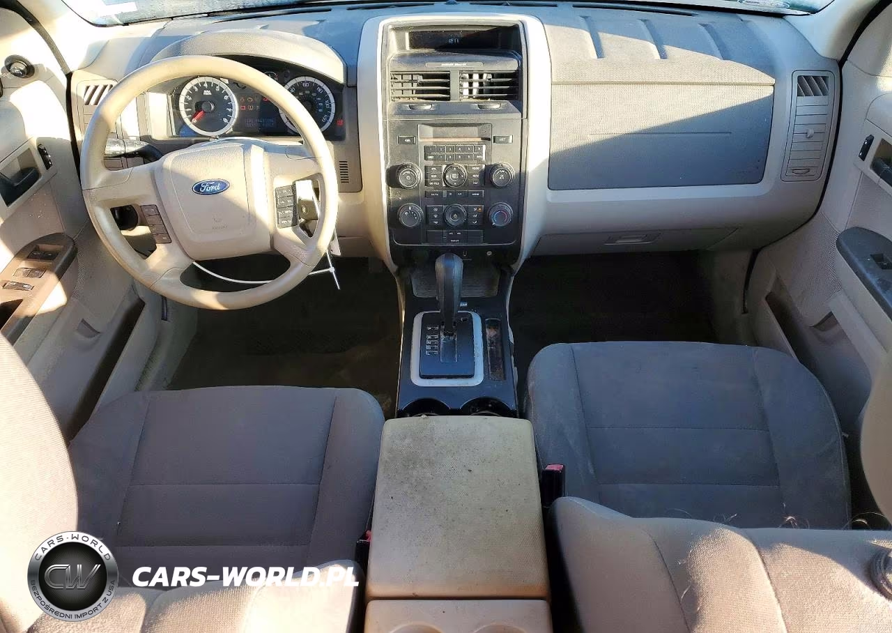 2011 Ford Escape Xls VIN:1FMCU0C73BKC41466 - 8