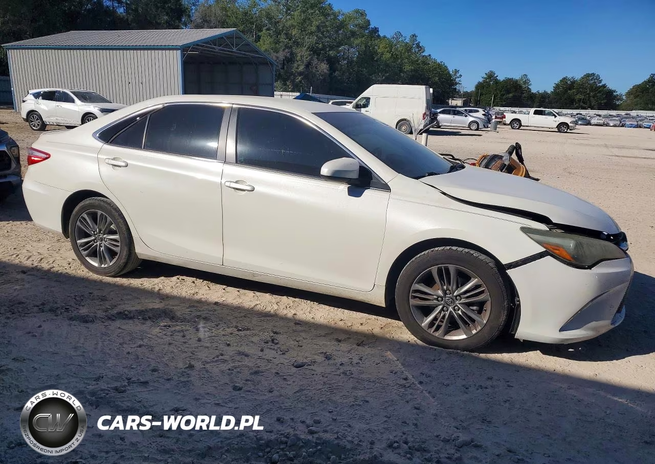 2016 Toyota Camry Se VIN:4T1BF1FK8GU208843 - 4