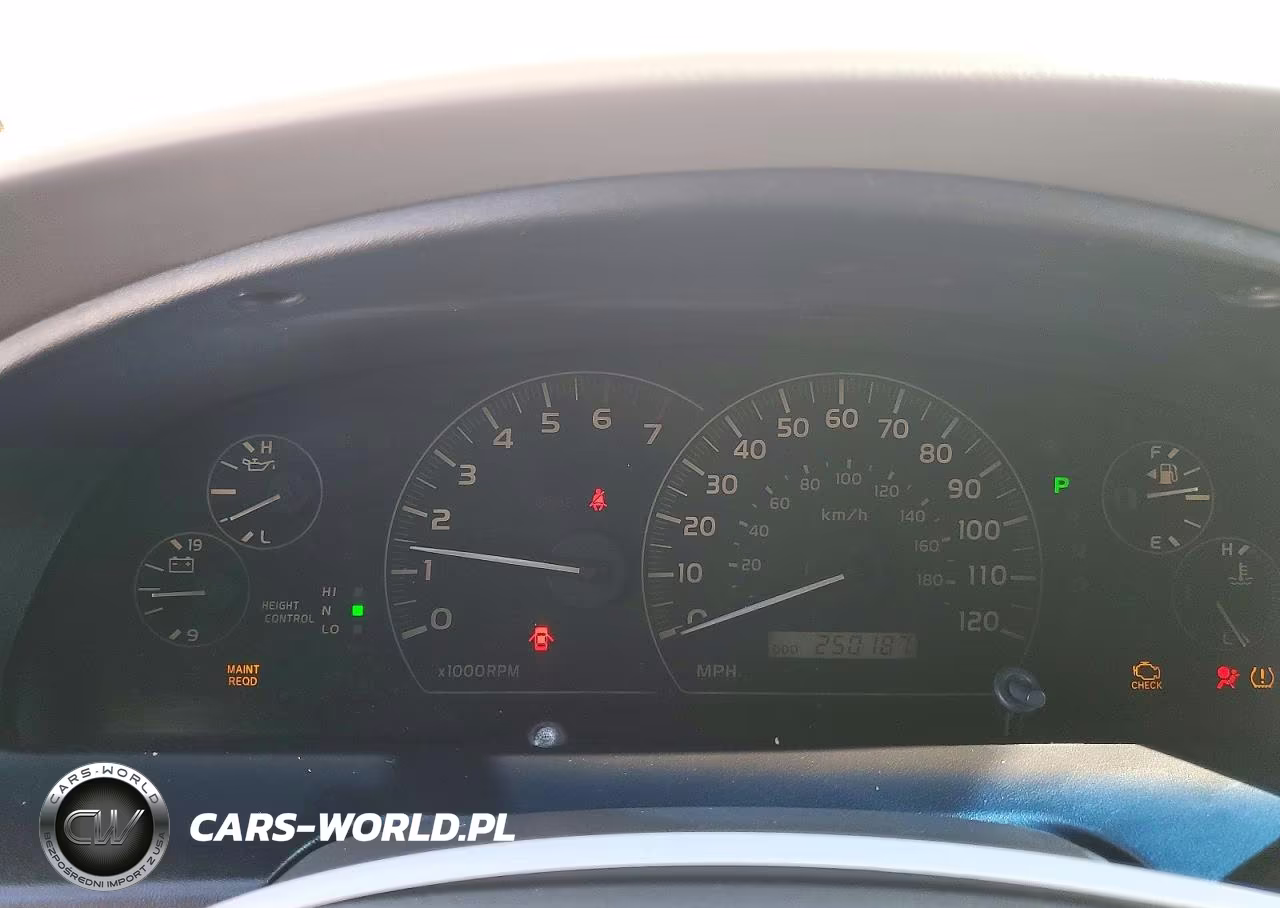 2006 Toyota Sequoia Limited VIN:5TDBT48A66S258369 - 9
