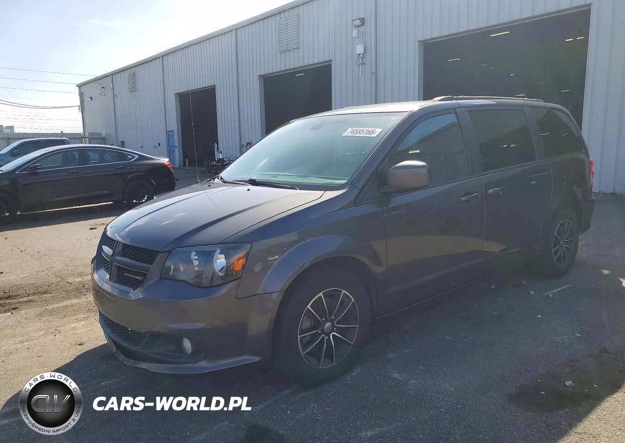 2019 Dodge Grand Caravan Gt VIN:2C4RDGEG2KR654002 - 1