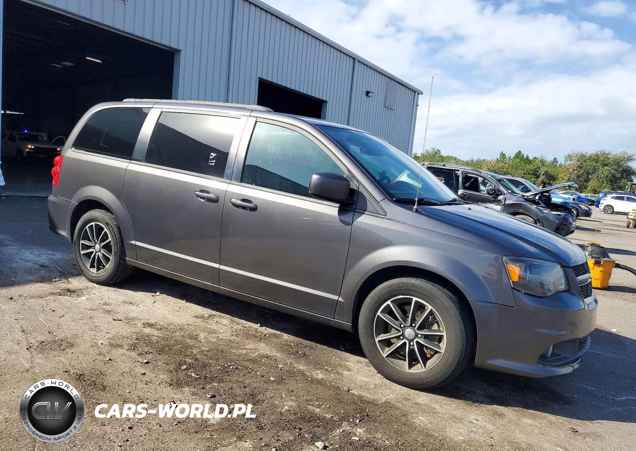 2019 Dodge Grand Caravan Gt VIN:2C4RDGEG2KR654002 - 4