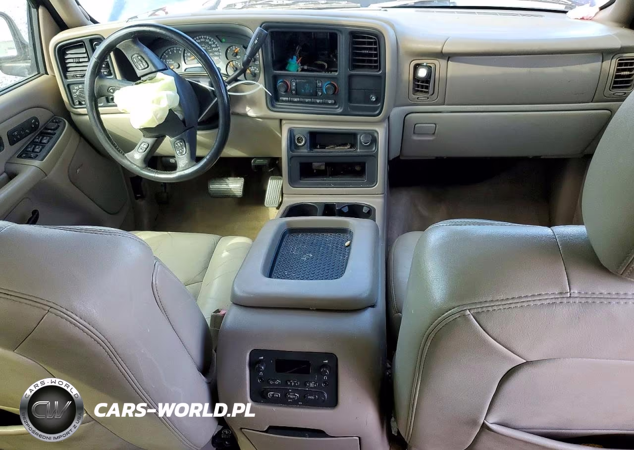 2005 Chevrolet Suburban K1500 VIN:3GNFK16Z85G215698 - 8