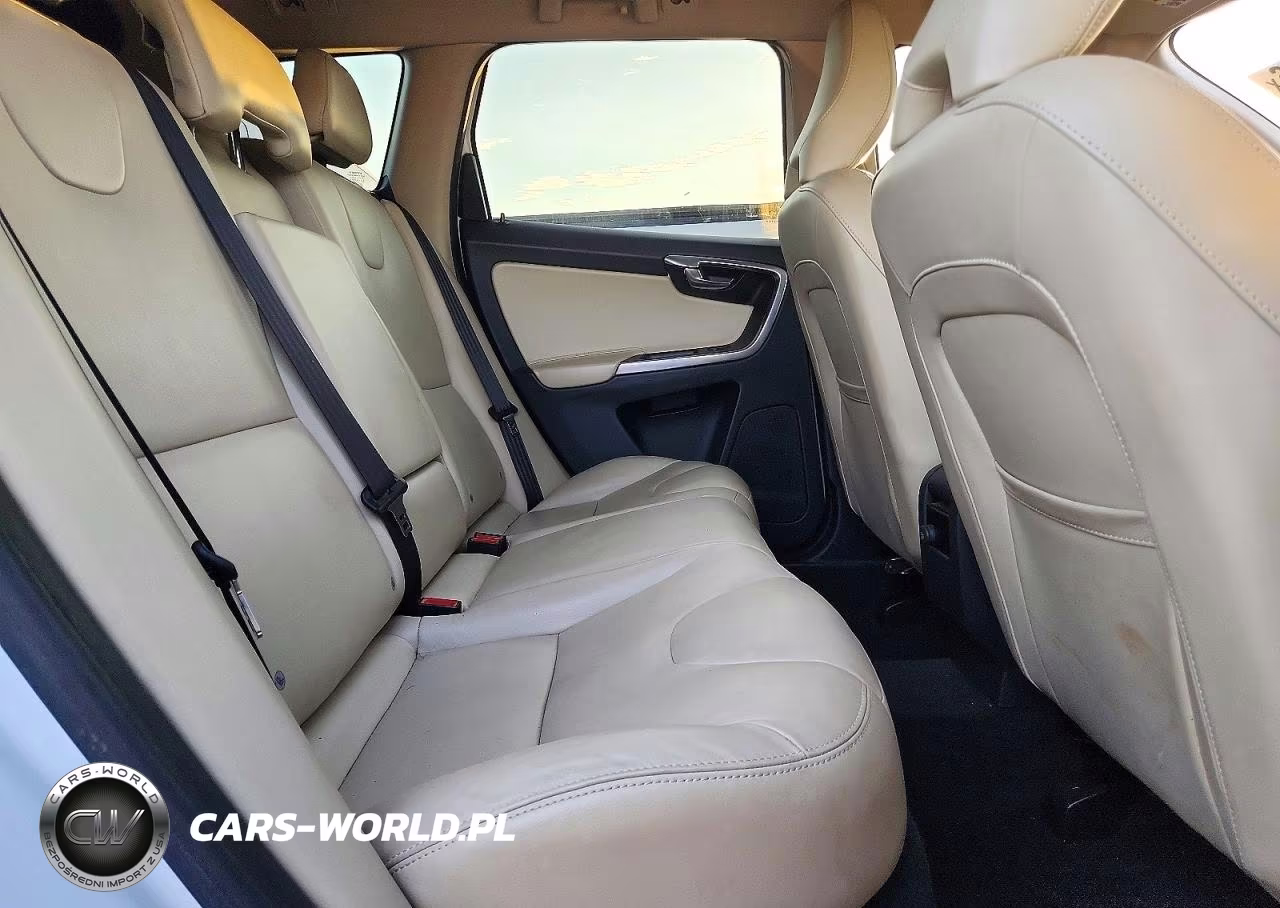 2016 Volvo Xc60 T5 Premier VIN:YV440MDK1G2928013 - 11