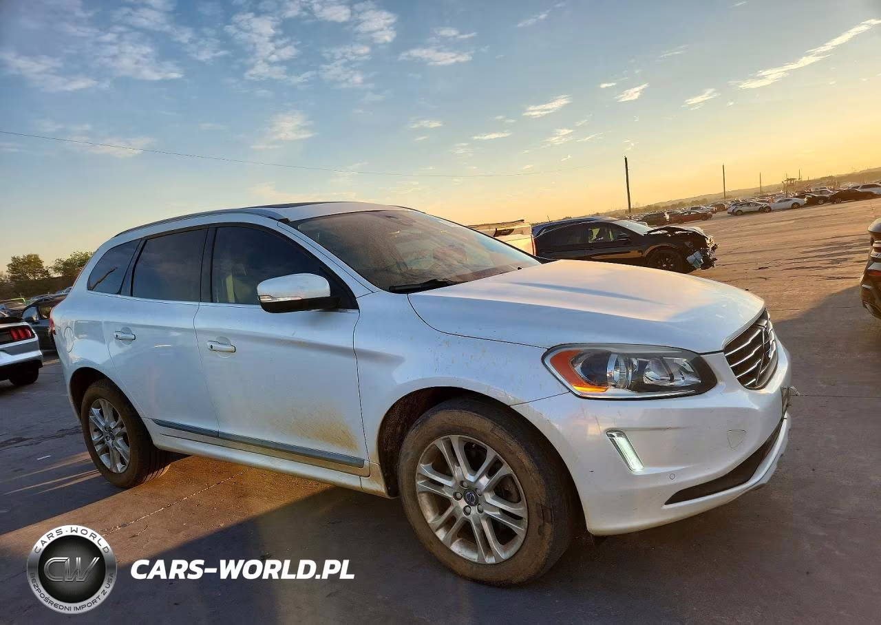 2016 Volvo Xc60 T5 Premier VIN:YV440MDK1G2928013 - 4