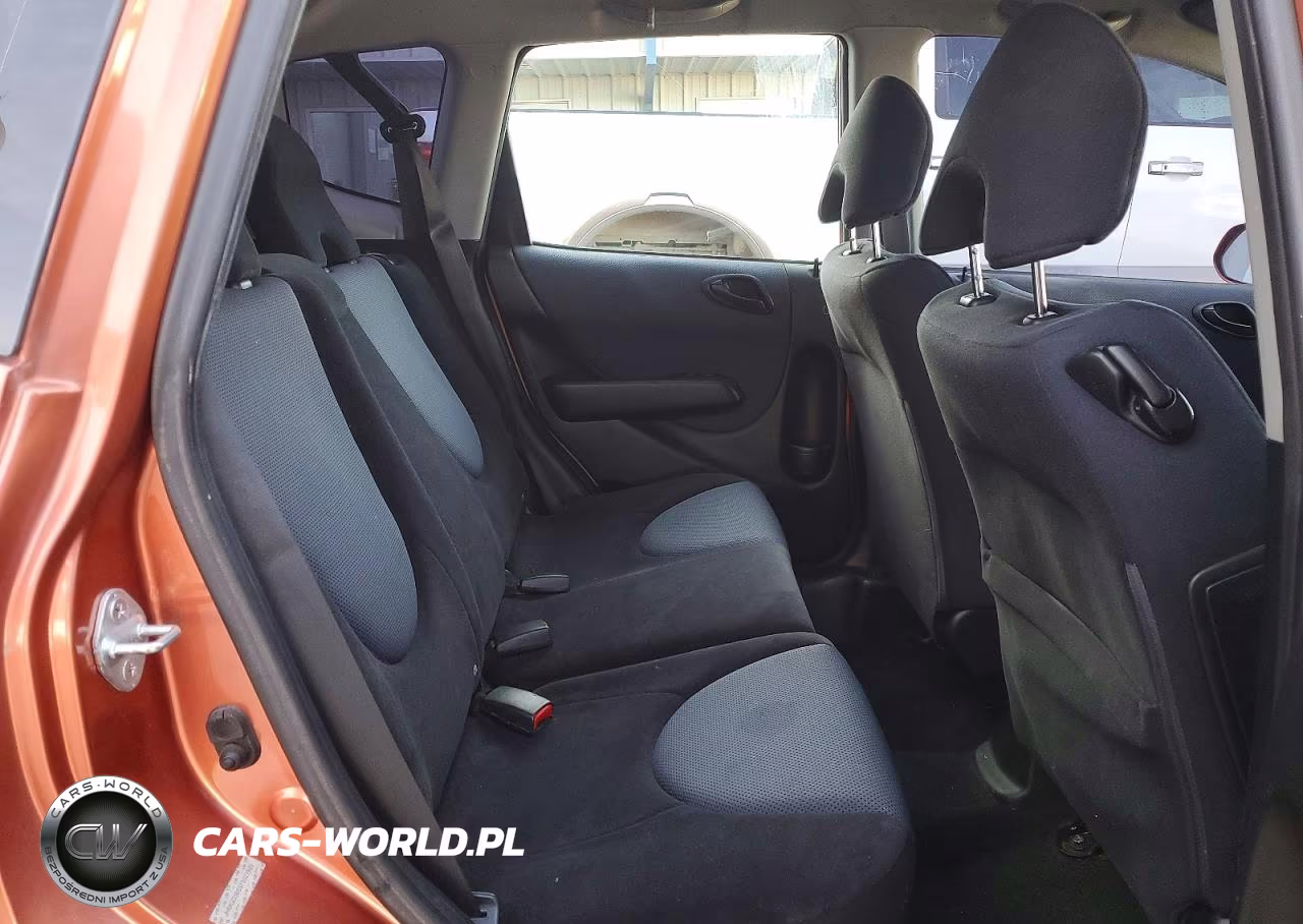 2007 Honda Fit S VIN:JHMGD38637S027820 - 10