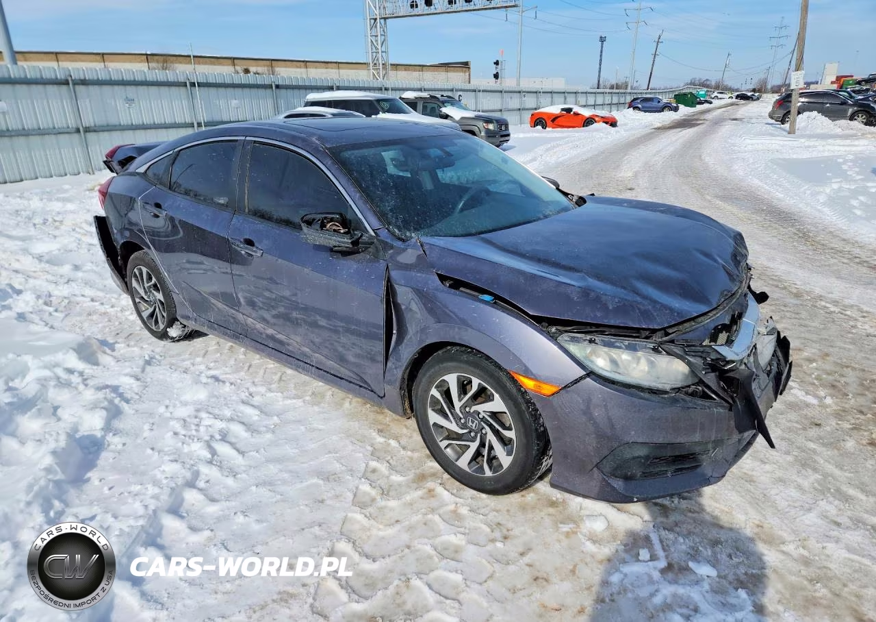 2016 Honda Civic VIN:19XFC2F72GE088505 - 4