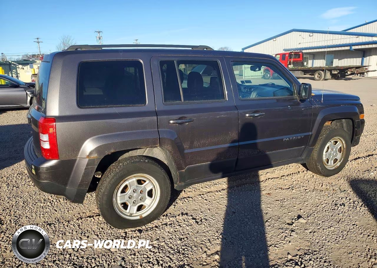2016 Jeep Patriot Sport VIN:1C4NJRBB4GD632346 - 3