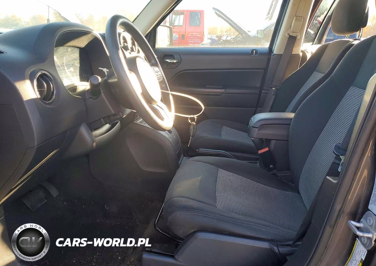 2016 Jeep Patriot Sport VIN:1C4NJRBB4GD632346 - 7