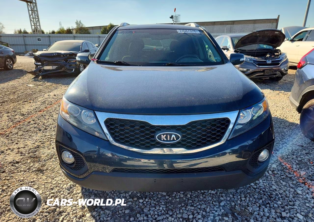 2013 Kia Sorento Lx VIN:5XYKT3A6XDG348781 - 5