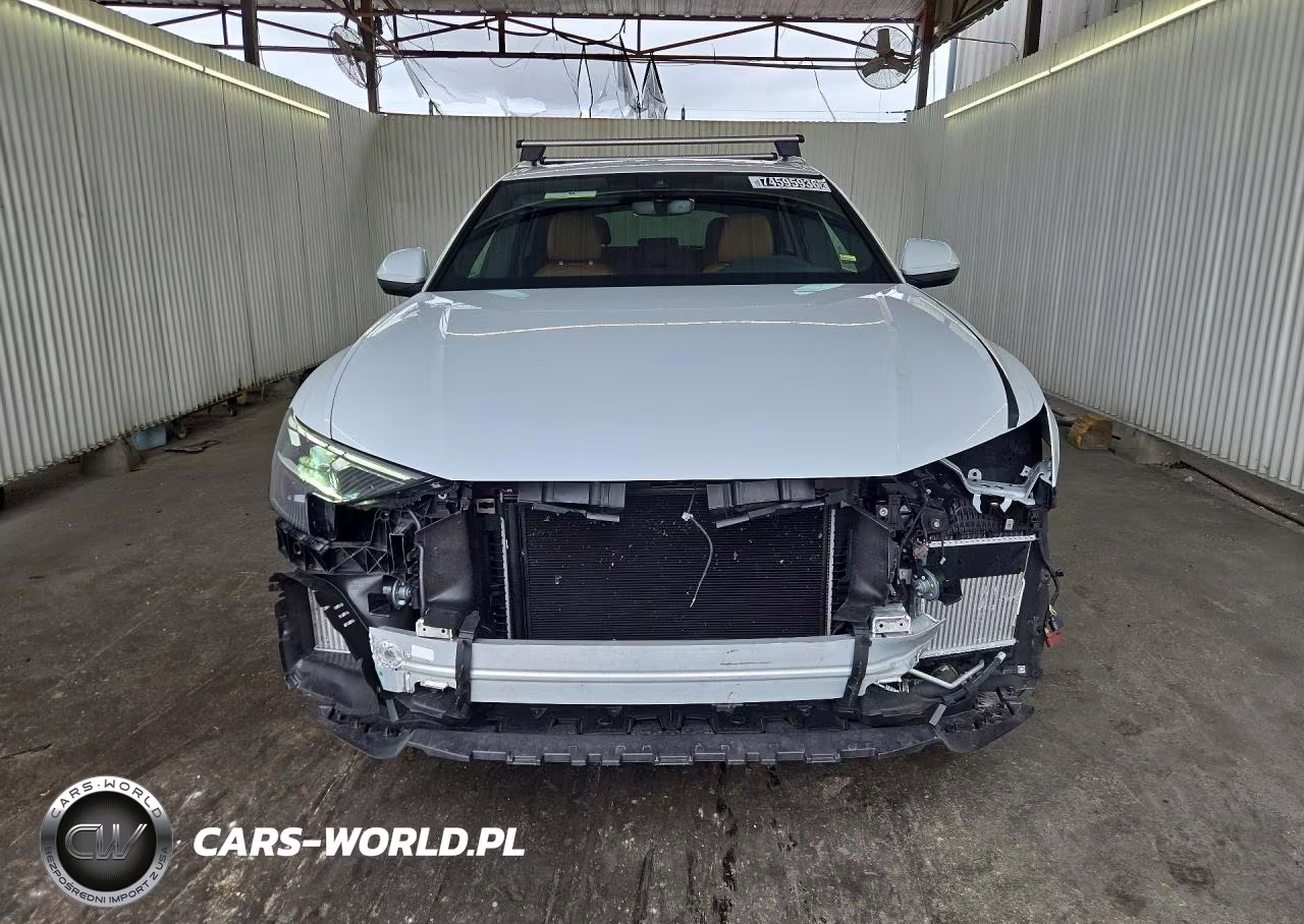 2026 Audi Q8 Premium Plus VIN:WA1BVBF12TD034020 - 5
