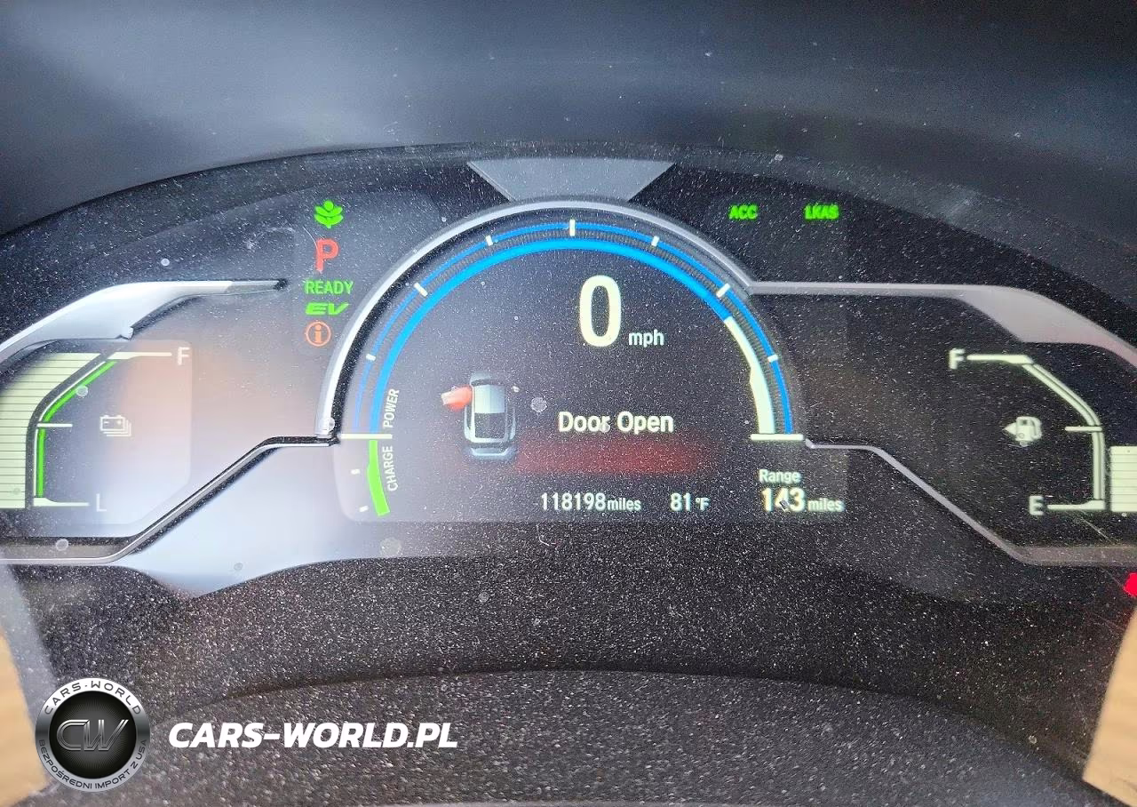 2018 Honda Clarity Touring VIN:JHMZC5F35JC004850 - 9
