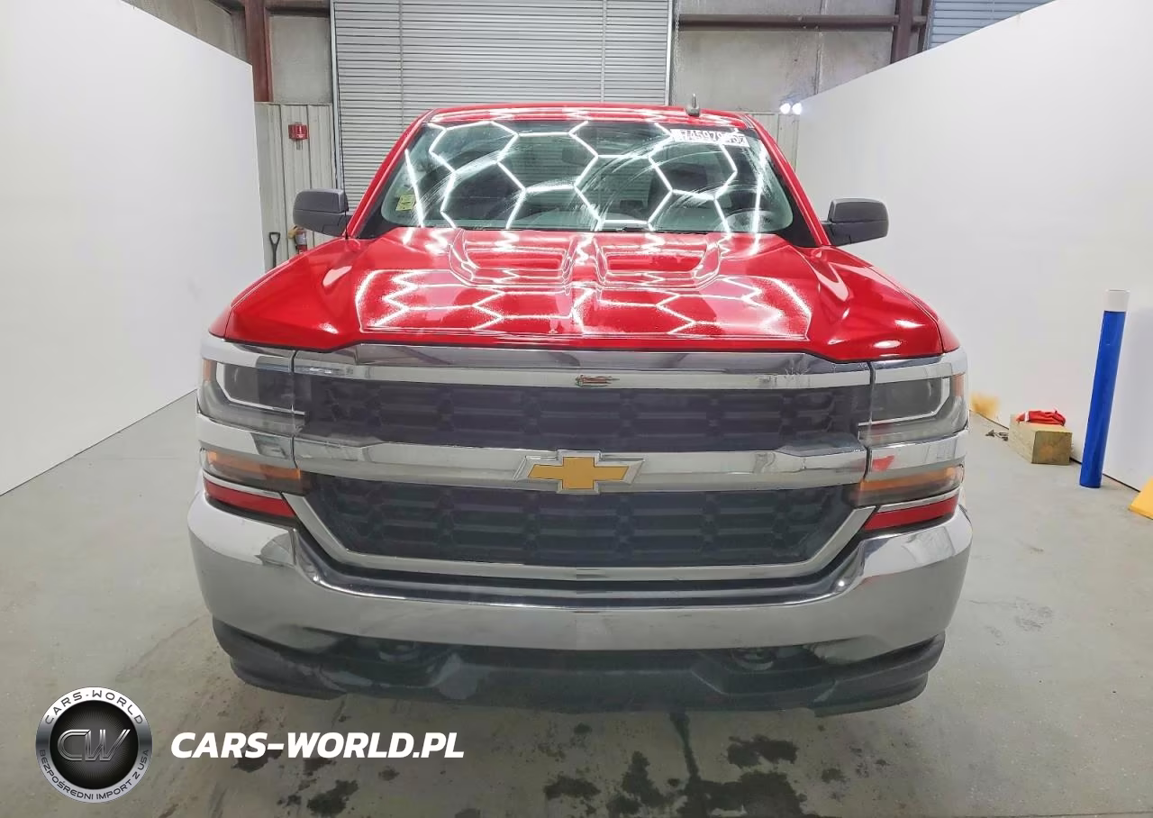 2018 Chevrolet Silverado C1500 VIN:1GCNCNEC2JZ136835 - 5